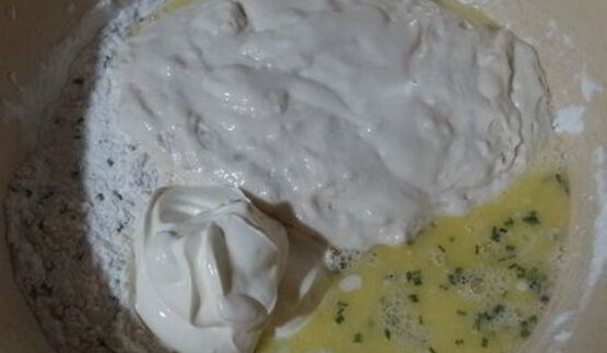 сметанный хлебушек с зелёным луком