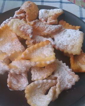 Хворост на желтках