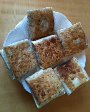 Хрустящие конвертики из армянского лаваша на завтрак