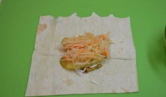 конвертики из лаваша с курицей