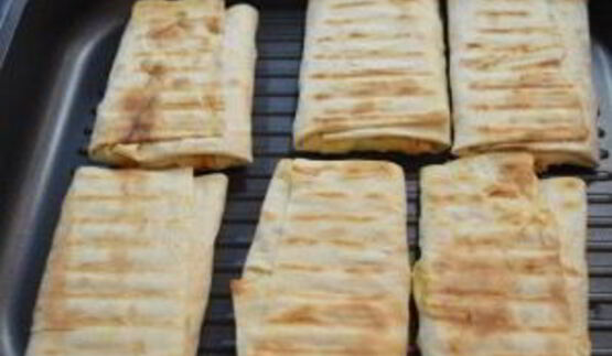 конвертики из лаваша с курицей