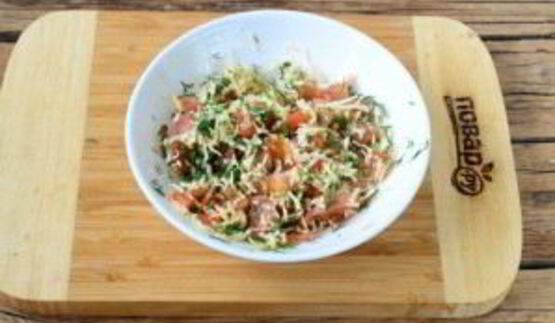 конвертики из лаваша с сыром и помидорами