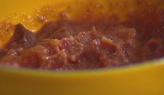 лаваш с красной фасолью, цукини и помидорами