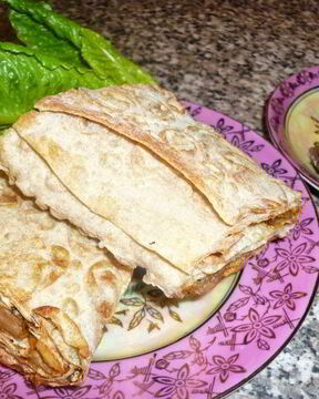 Лаваш с курицей и морковкой