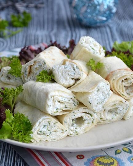 Рецепт лаваша с творогом и зеленью быстро и вкусно