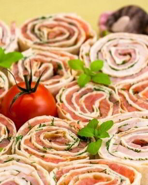 Рулетики с лавашом