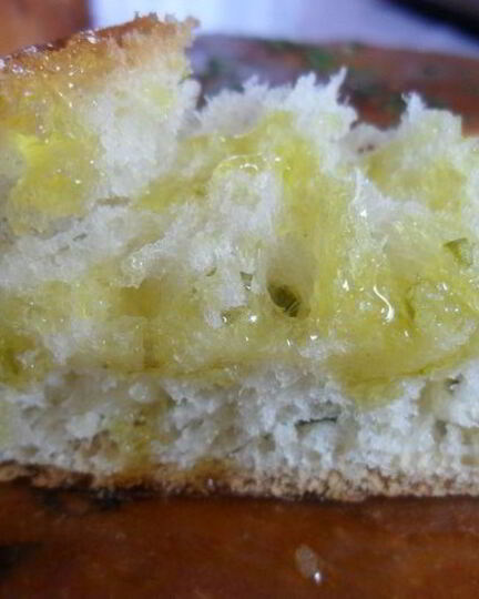 Рецепт фокаччи с зеленью и чеснокома