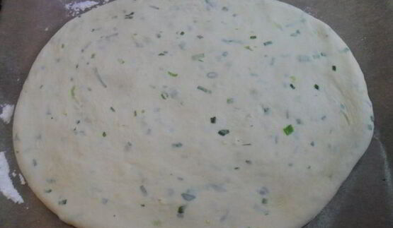 фокачча с зеленью и чесноком