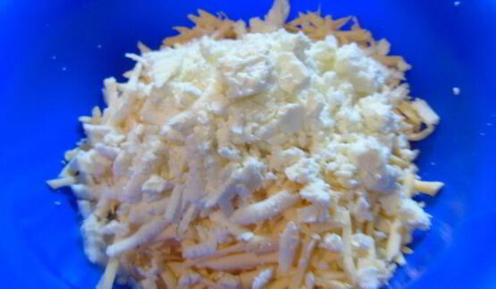 лепешка с сыром и зеленью