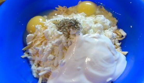 лепешка с сыром и зеленью