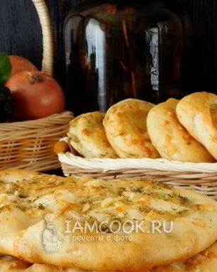 Луковая лепешка в духовке