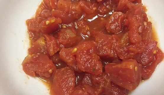 ореховое карри с куриной грудкой и лепешкой наан