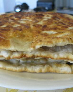 Слоеные лепешки с начинкой