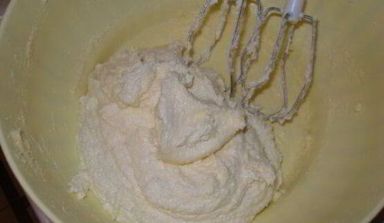 клубничные маффины с клубничным кремом