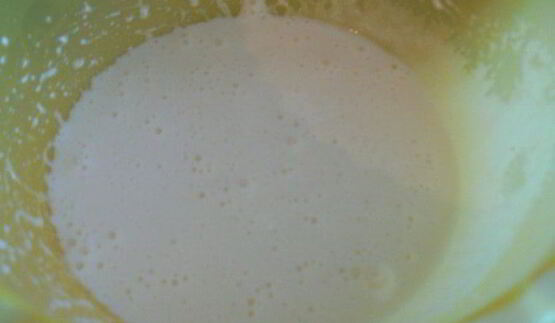 маффины с брусникой и белым шоколадом