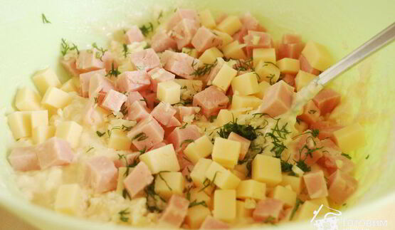 маффины с сыром и ветчиной