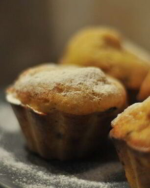 Творожные маффины с корицей и шоколадной крошкой