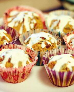 Тыквенные маффины с йогуртовым кремом