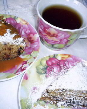 Быстрый манник с шоколадом и изюмом