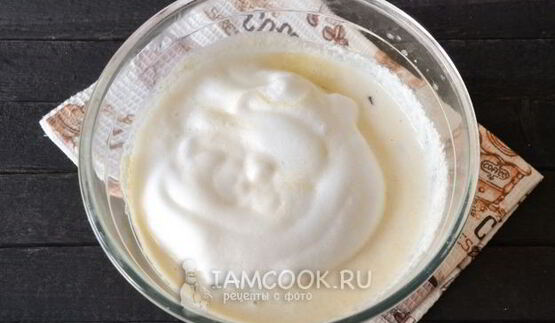 манник на кефире без муки в мультиварке