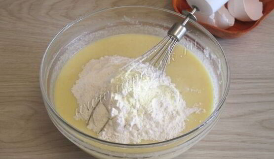 манник на кефире в мультиварке