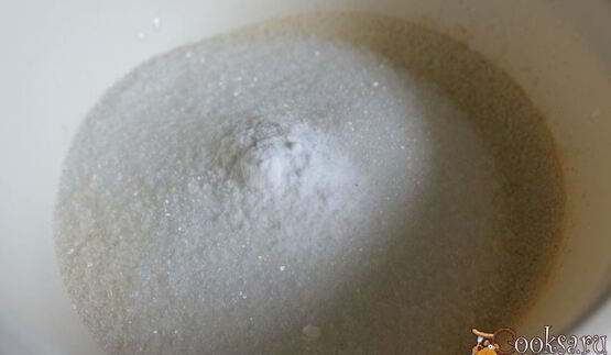 манник с лесной клубникой