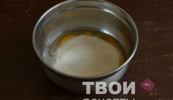 манник с яблоками