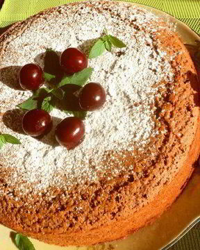 Шоколадный манник с вишней