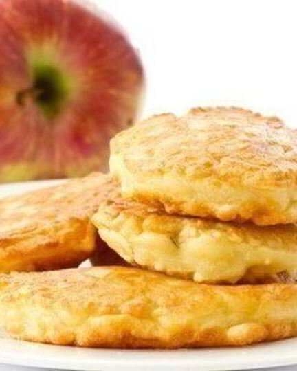 Рецепт оладушек с яблоком на кефире