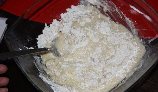 оладьи с яблоками, финиками и орешками