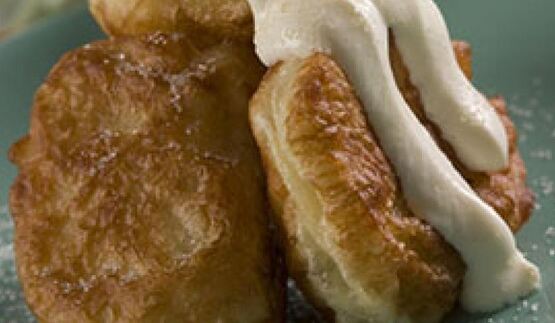 оладьи с яблоком