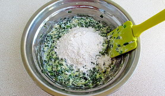 оладьи с зеленым луком