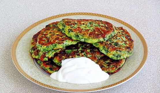 оладьи с зеленым луком