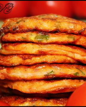 Помидорно-кабачковые оладушки