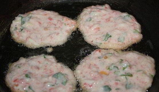 помидорно-кабачковые оладушки