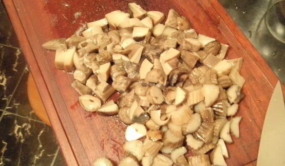 открытые слойки с подосиновиками