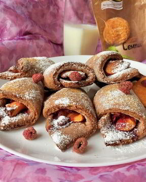 Дважды малиновое печенье с персиком