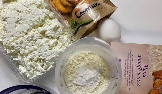 дважды малиновое печенье с персиком