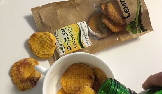 дважды малиновое печенье с персиком