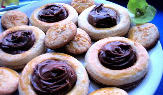 песочное печенье с шоколадом