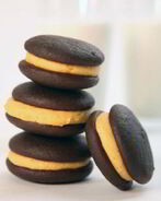 Шоколадное печенье с тыквенной начинкой