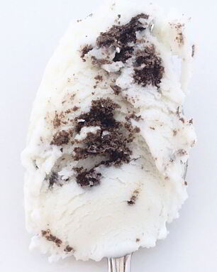 Сливочное мороженое с шоколадным печеньем Oreo