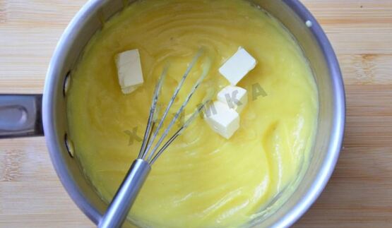 песочный пирог с клубникой