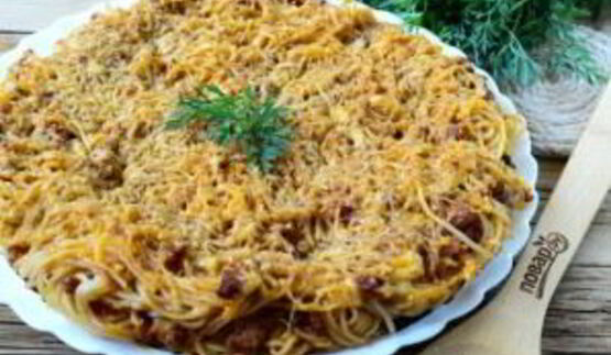 пирог из спагетти болоньезе