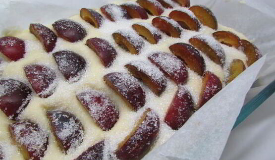 пирог с маскарпоне и сливой