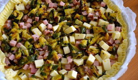 сельский средиземноморский пирог