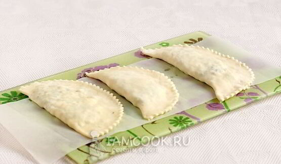 кутабы с творогом и зеленью