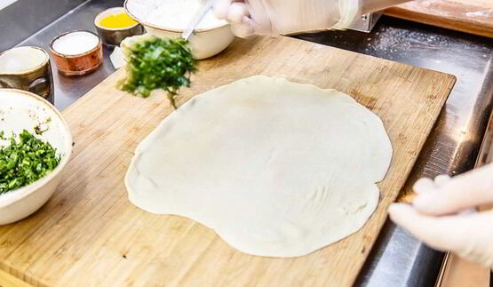 кутабы с зеленью