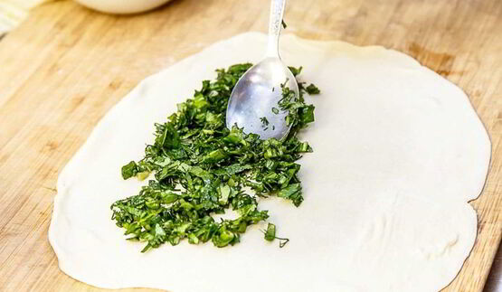 кутабы с зеленью