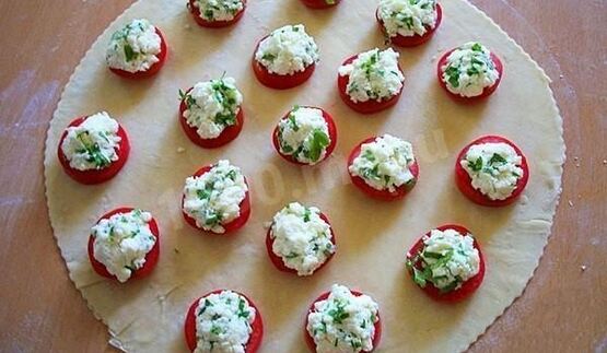 пирожки бомбочки с брынзой